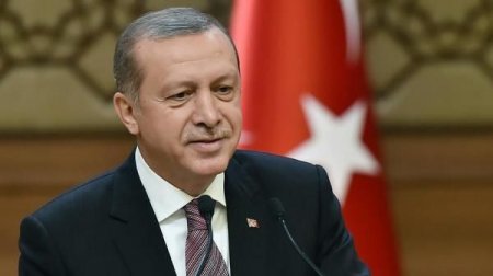 Türkiyə prezidenti AXC-nin 100 illiyi münasibətilə xalqımızı təbrik edib
