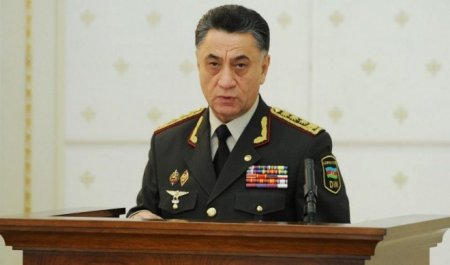 Prezident Ramil Usubova medal verdi - Foto