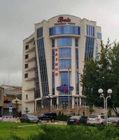 Sabiq nazirin bir hotel-kazinosu da Minskdə tapıldı - FOTOLAR