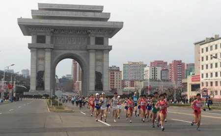 Pxenyan beynəlxalq marafonunda 900-dən çox əcnəbi yarışıb