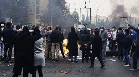 İranda etiraz aksiyalarında iştiraka görə 20 nəfər saxlanılıb