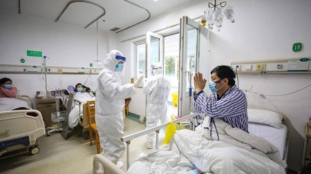 Çində koronavirusdan ölənlərin sayı artmaqda davam edir