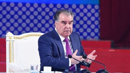 Tacikistan prezidenti: “Orucu daha əlverişli vaxta keçirək”