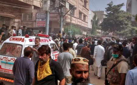 Pakistanın konsulluğunun qarşısında sıxlıqdan 12 nəfər ölüb, 12 nəfər yaralanıb  
