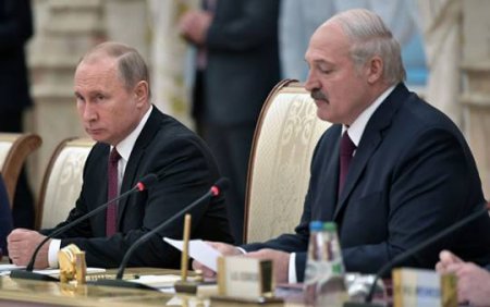 Lukaşenko rus qazının qiymətindən gileyləndi, Putin isə... - Sammitdə mübahisə