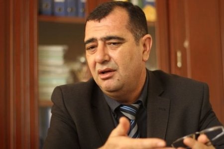 Kərəm Məmmədovu Gürcüstana BURAXMADILAR